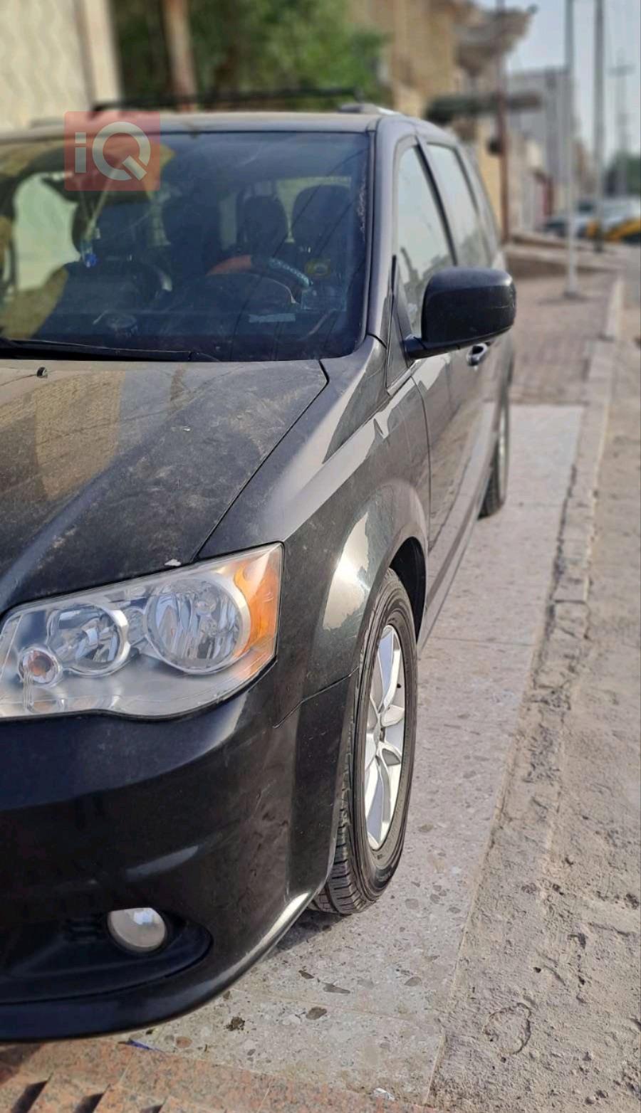 دودج جراند كارافان